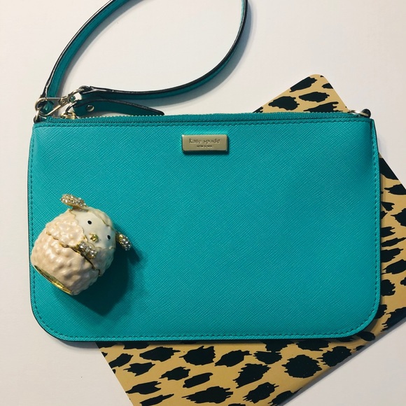 Handbags - ❌SOLD❌Kate Spade Turquoise Wristlet